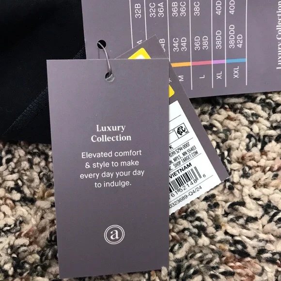 Auden Luxury Collection Unlined V Neck Black Seamless Bralette Sz L | NWT - Picture 4 of 6